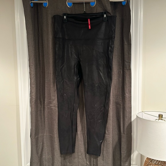 SPANX Faux Leather Legging - Picture 1 of 4